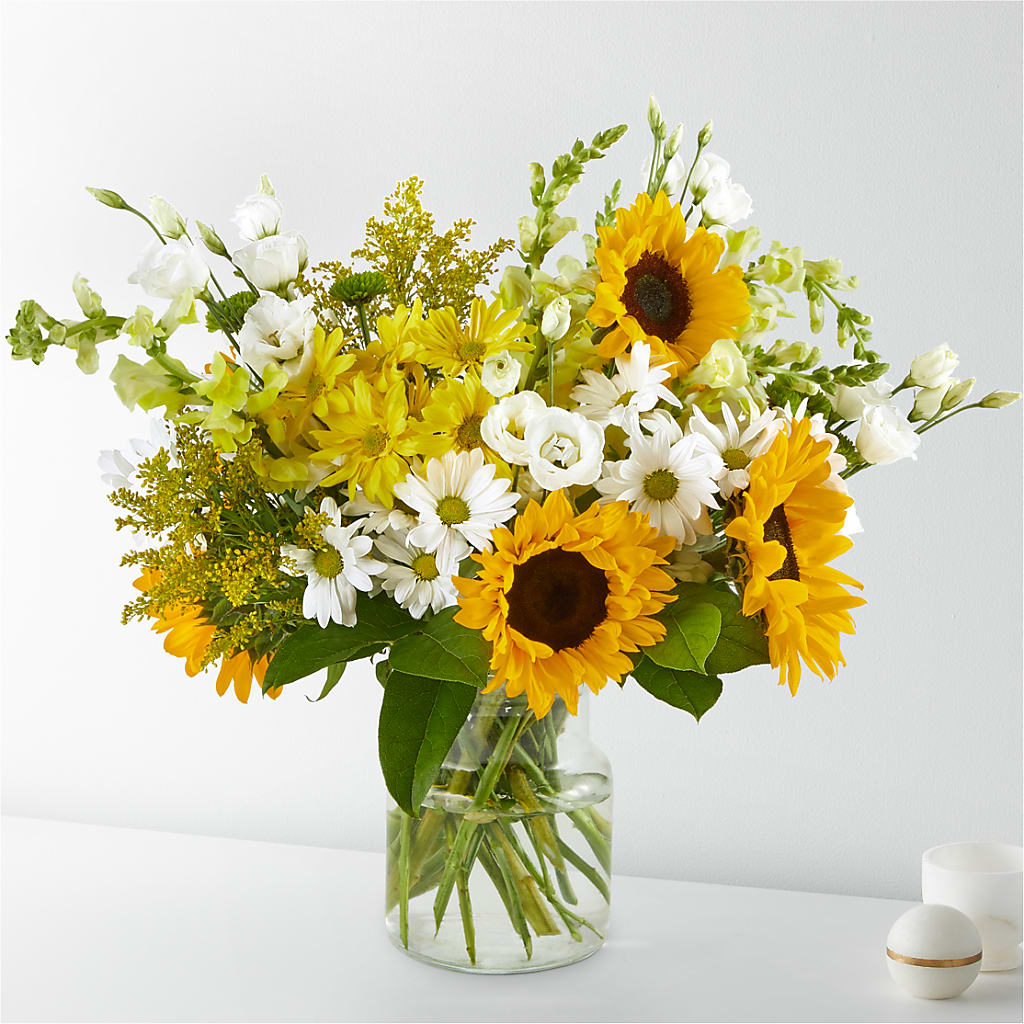 Hello Sunshine Bouquet – Genoveva Rodriguez Flower Shop, San Benito TX