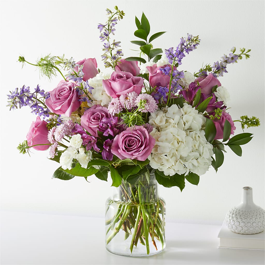 Violet Caress Bouquet – Genoveva Rodriguez Flower Shop, San Benito TX