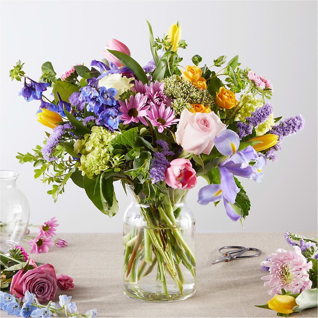 Pastel Tradition - A Florist Original – Genoveva Rodriguez Flower Shop, San Benito TX