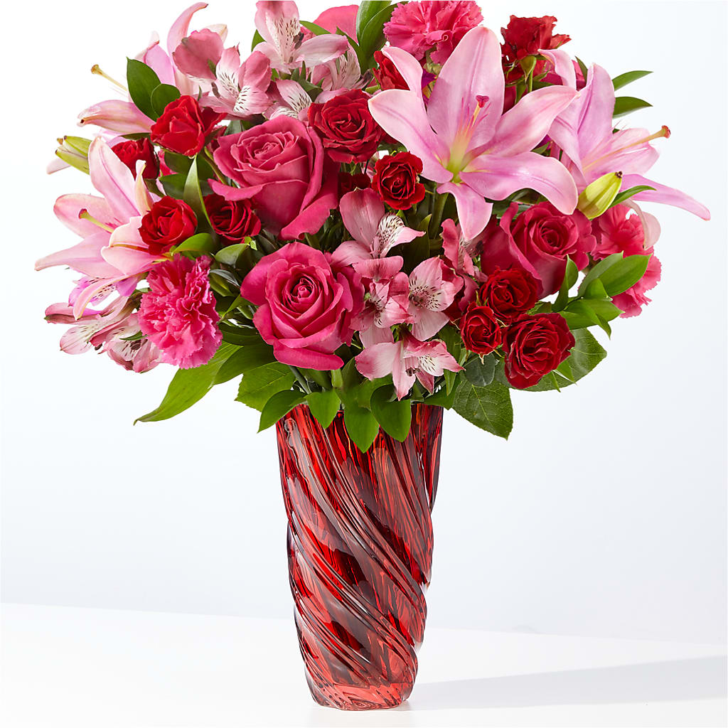 In Love Bouquet with Luxe Swirl Vase – Genoveva Rodriguez Flower Shop, San Benito TX