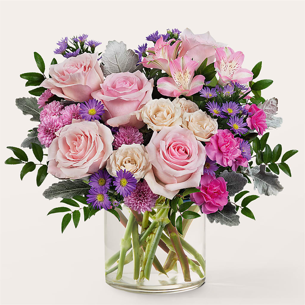 Light as a Feather Bouquet – Genoveva Rodriguez Flower Shop, San Benito TX
