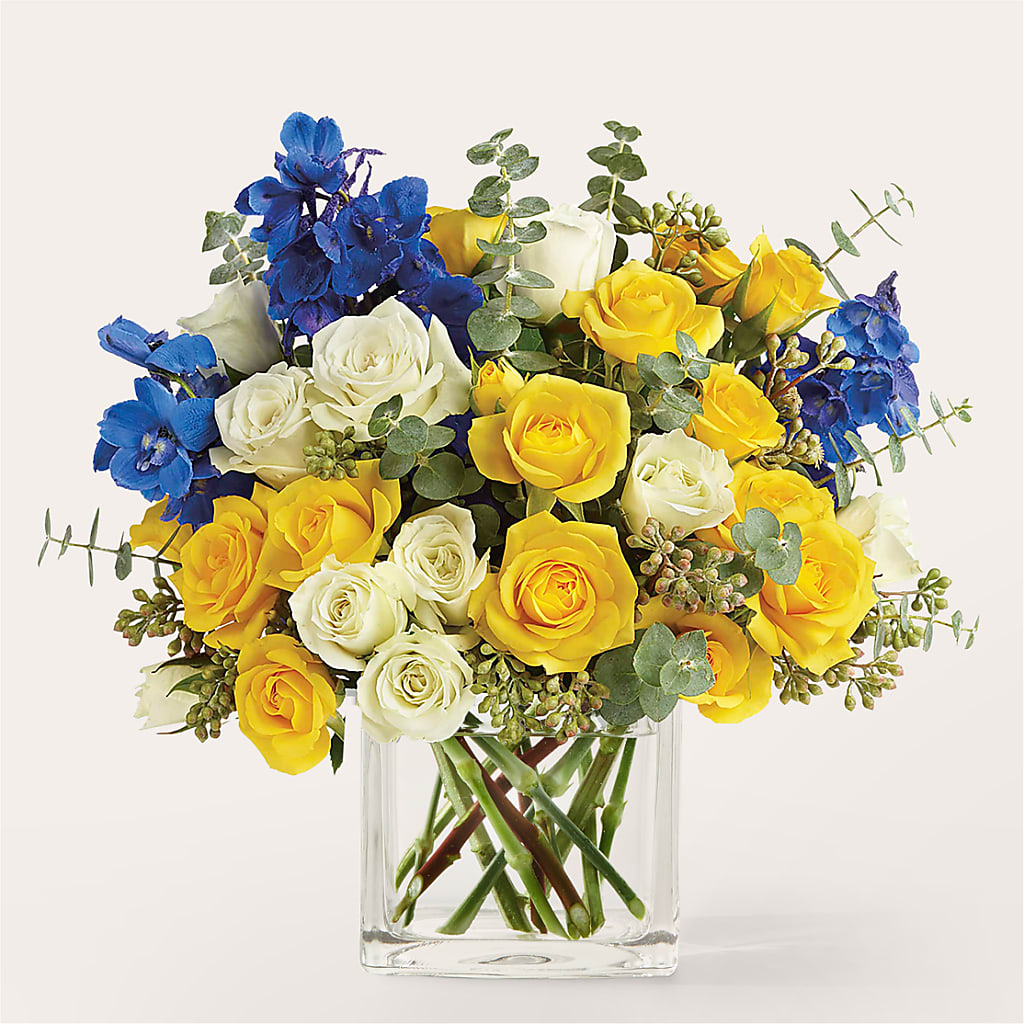 Sparkling Citrine Bouquet – Genoveva Rodriguez Flower Shop, San Benito TX
