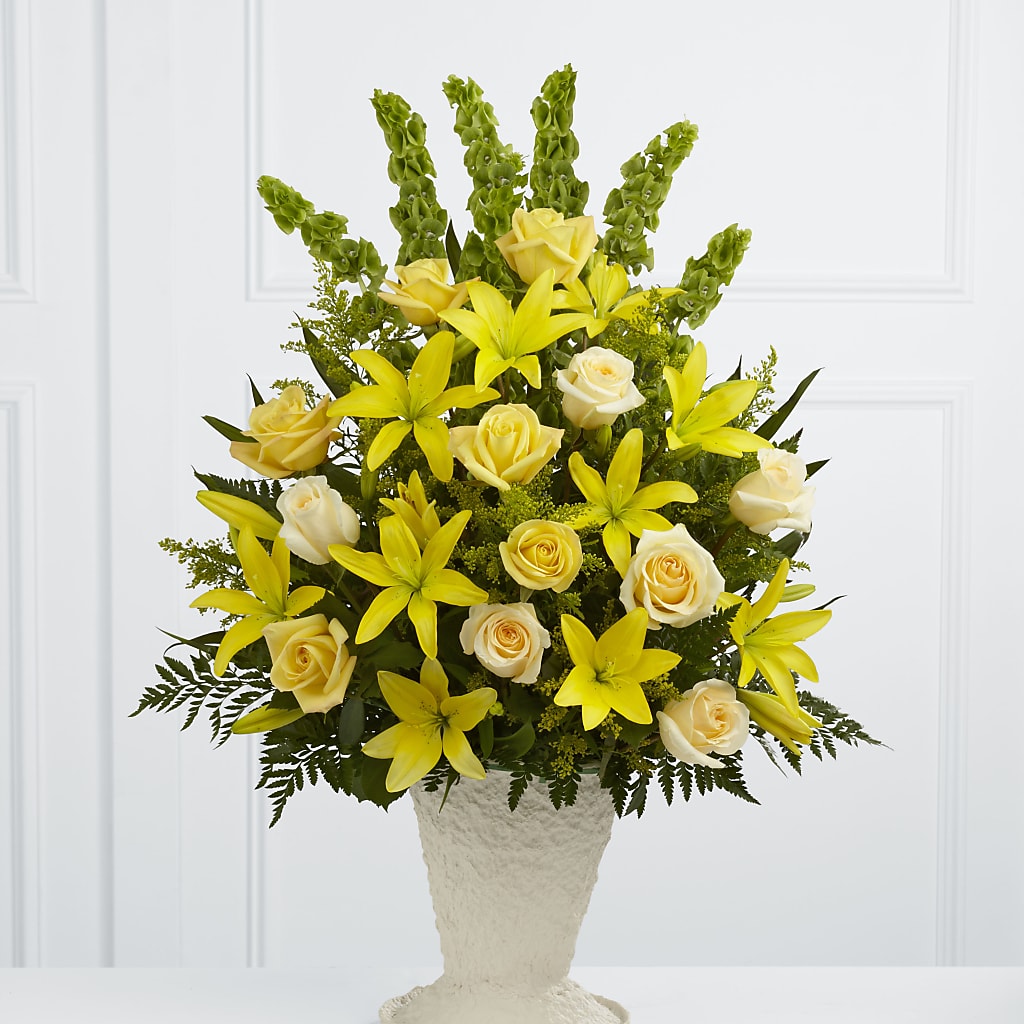 Golden Memories Arrangement – Genoveva Rodriguez Flower Shop, San Benito TX