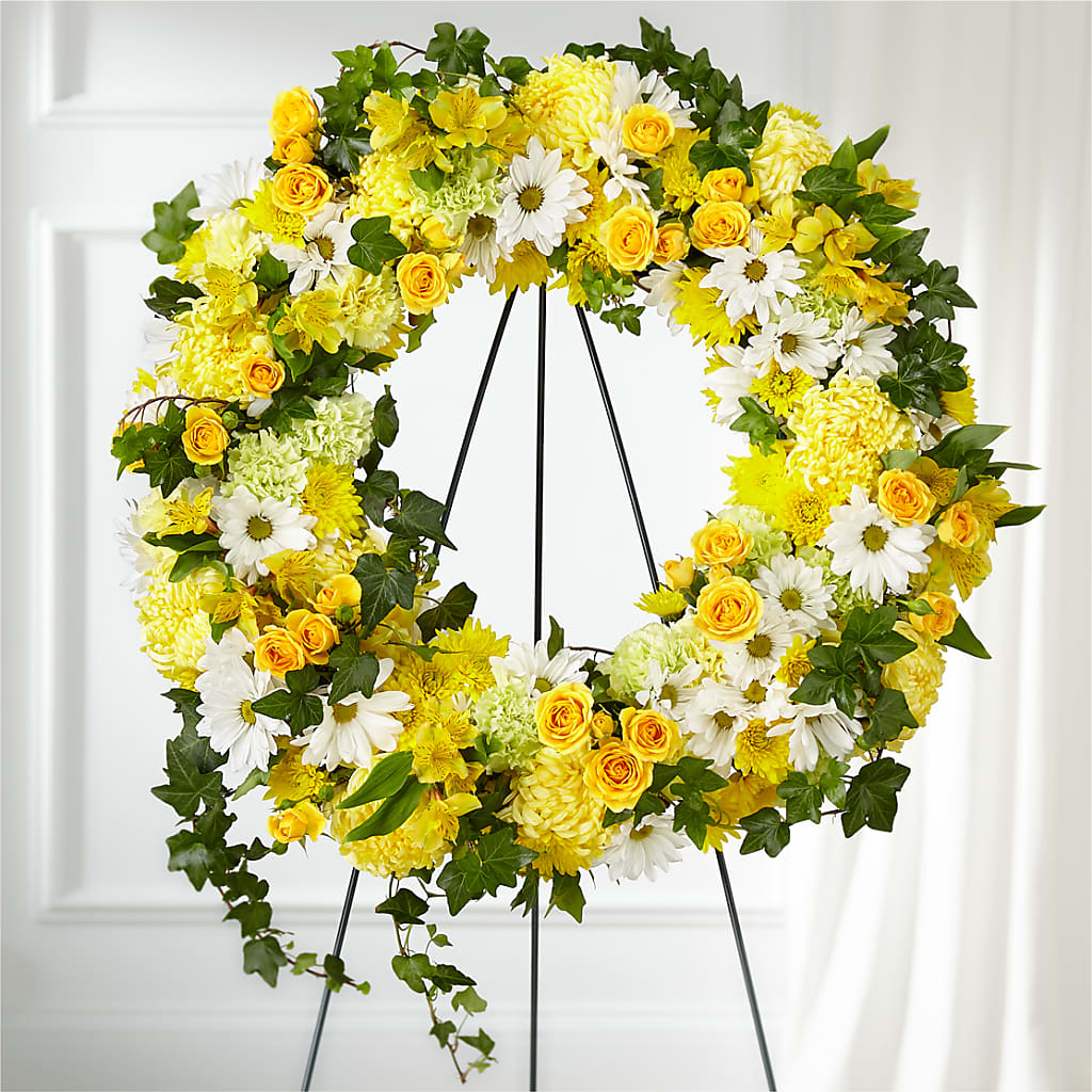 Golden Remembrance Wreath – Genoveva Rodriguez Flower Shop, San Benito TX