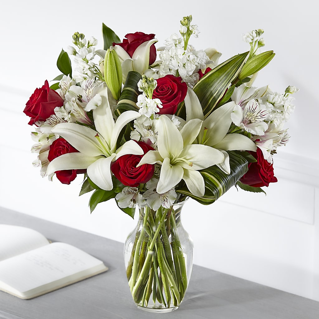 Loving Respect Bouquet – Genoveva Rodriguez Flower Shop, San Benito TX