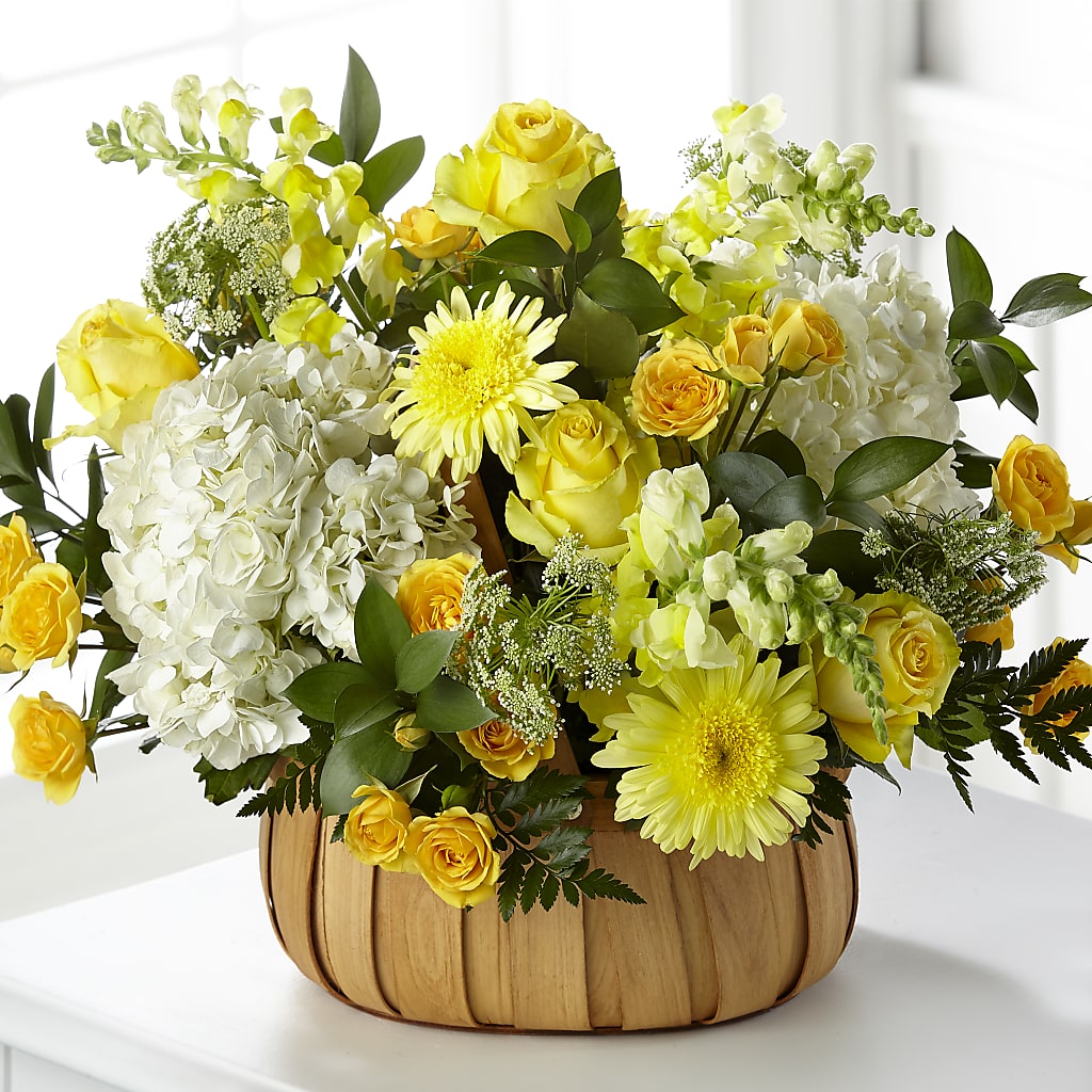 Rustic Remembrance Basket – Genoveva Rodriguez Flower Shop, San Benito TX