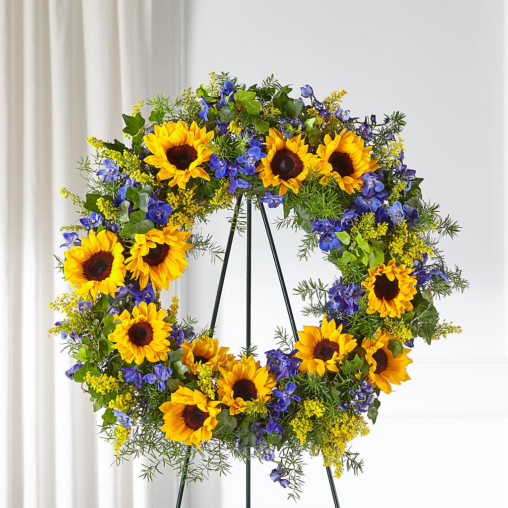 Bright Rays Wreath – Genoveva Rodriguez Flower Shop, San Benito TX