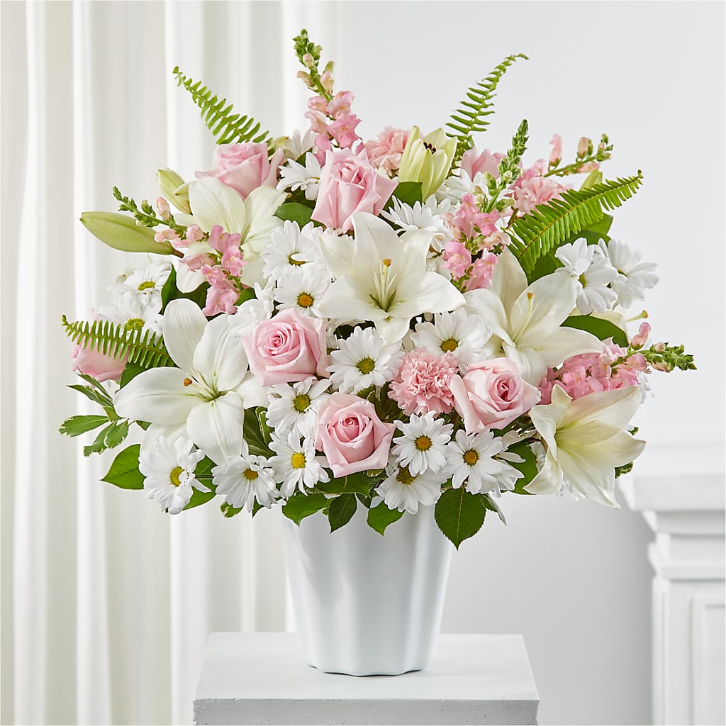 Soft Touch Tabletop Basket – Genoveva Rodriguez Flower Shop, San Benito TX