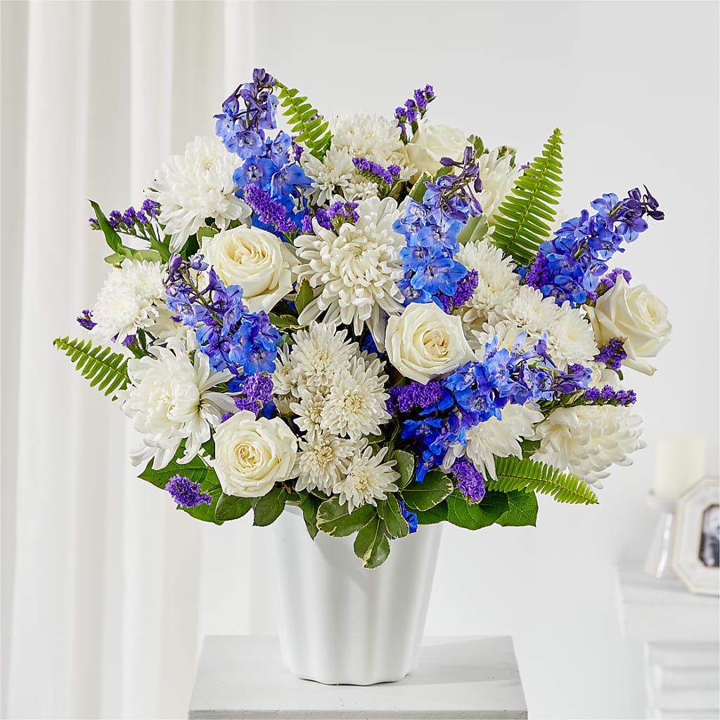 Hold Dear Tabletop Basket – Genoveva Rodriguez Flower Shop, San Benito TX
