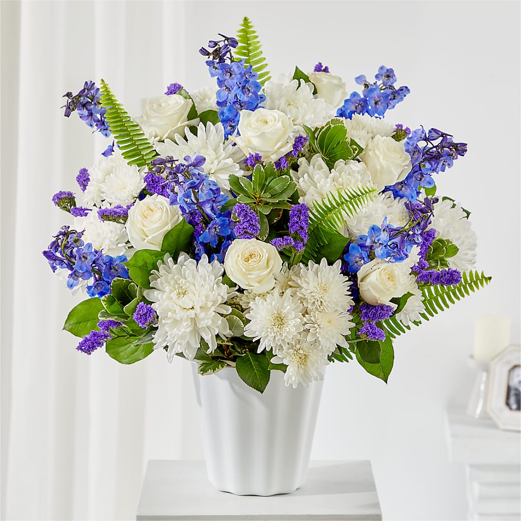 Hold Dear Tabletop Basket – Genoveva Rodriguez Flower Shop, San Benito TX