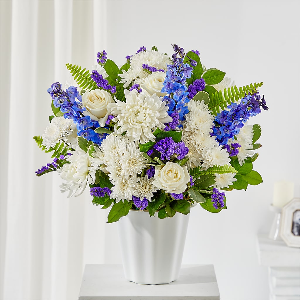 Hold Dear Tabletop Basket – Genoveva Rodriguez Flower Shop, San Benito TX
