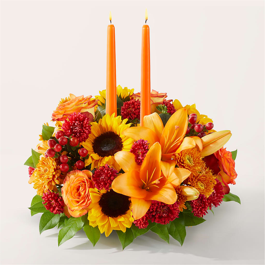 Grateful Centerpiece – Genoveva Rodriguez Flower Shop, San Benito TX