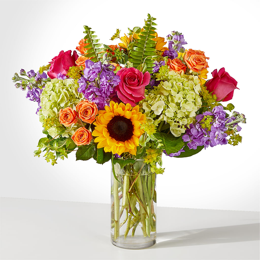 Vibrant Greetings Bouquet – Genoveva Rodriguez Flower Shop, San Benito TX