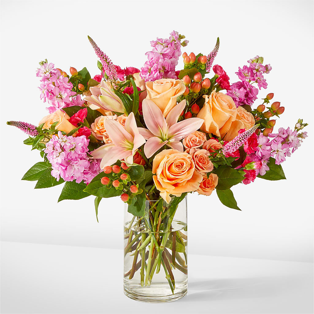 Bisous Bouquet – Genoveva Rodriguez Flower Shop, San Benito TX