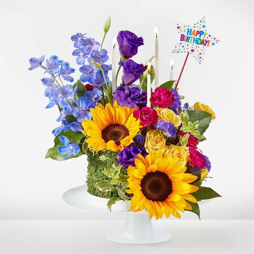 Star of the Day Floral Cake – Genoveva Rodriguez Flower Shop, San Benito TX