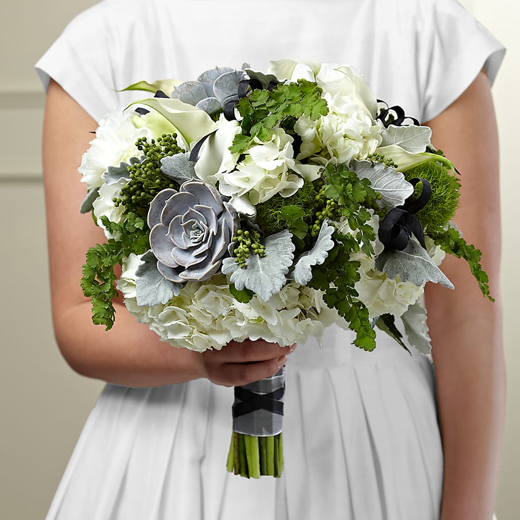 Sweet Innocence Bouquet – Genoveva Rodriguez Flower Shop, San Benito TX