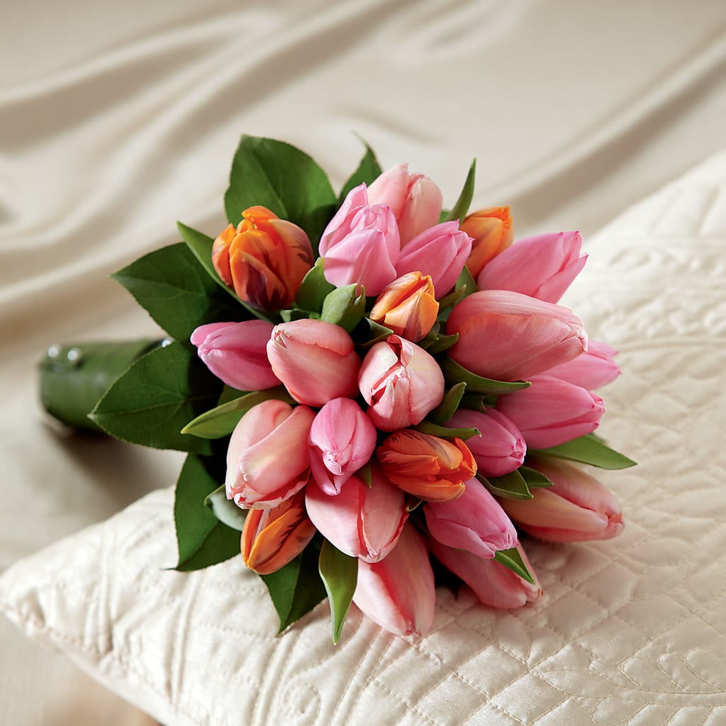 Embraceable Bouquet – Genoveva Rodriguez Flower Shop, San Benito TX