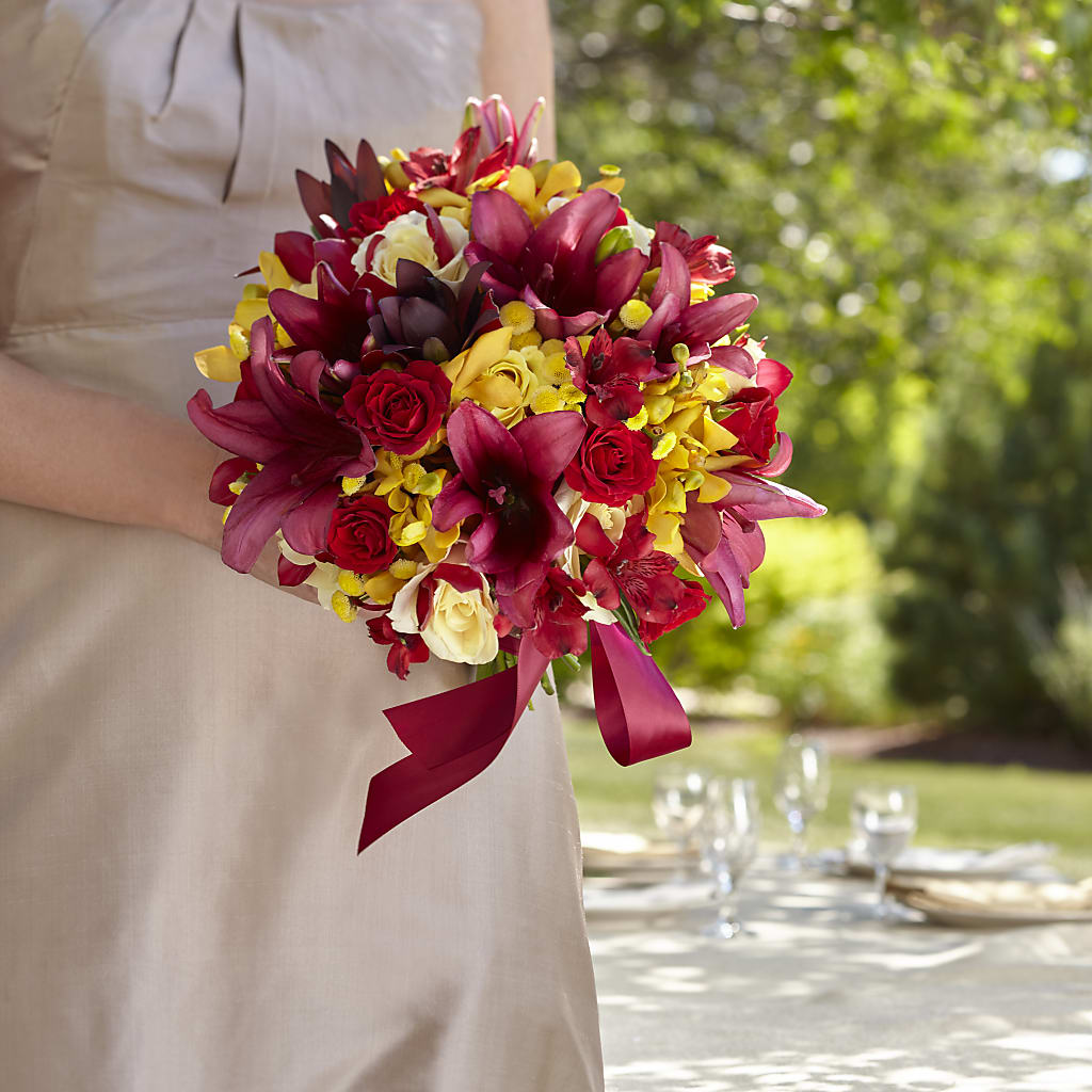 Sunningdale Bouquet – Genoveva Rodriguez Flower Shop, San Benito TX