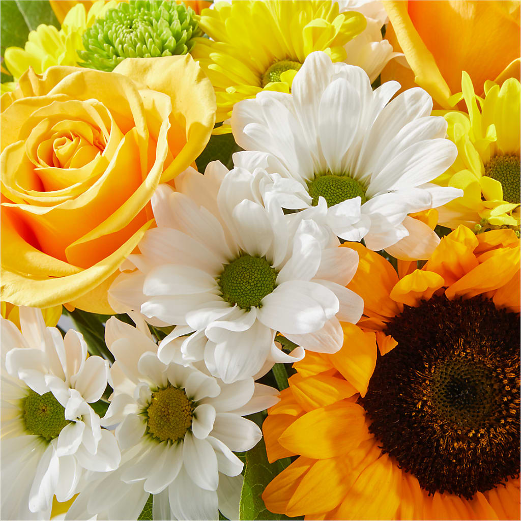 Be Happy Bouquet –  Genoveva Rodriguez Flower Shop, San Benito TX