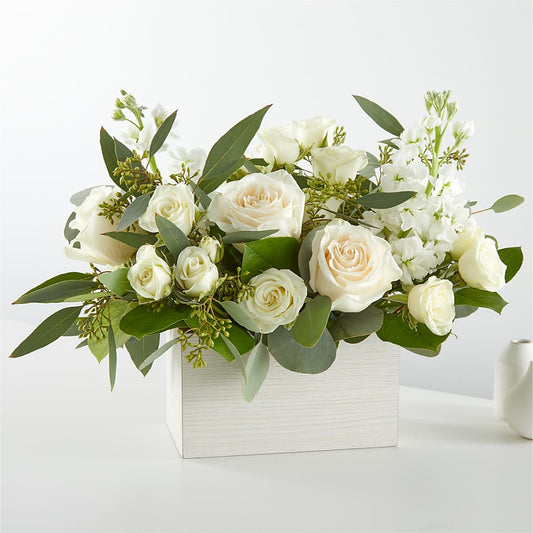 Fresh Linen Box Bouquet –  Genoveva Rodriguez Flower Shop, San Benito TX