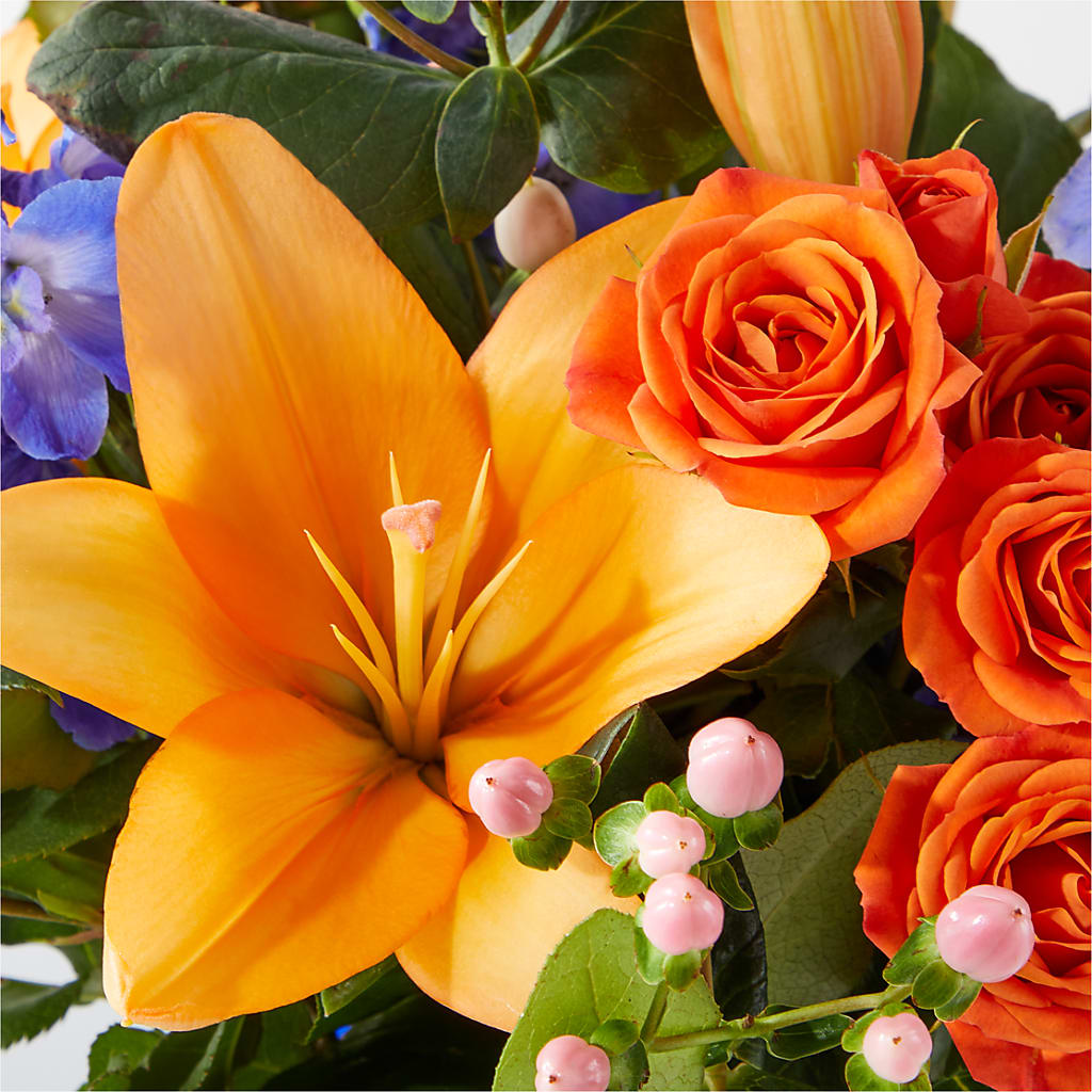 Radiant Citrus Bouquet –  Genoveva Rodriguez Flower Shop, San Benito TX