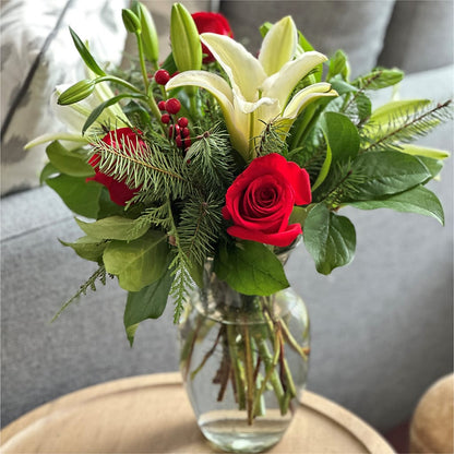 Sparkling Snowflakes Bouquet –  Genoveva Rodriguez Flower Shop, San Benito TX