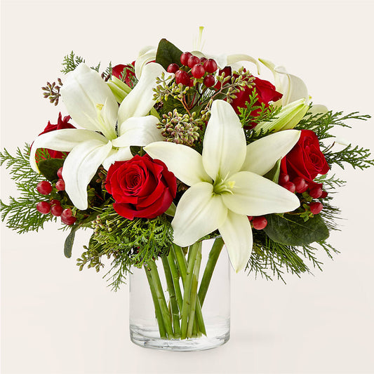 Glittering Lights Bouquet –  Genoveva Rodriguez Flower Shop, San Benito TX