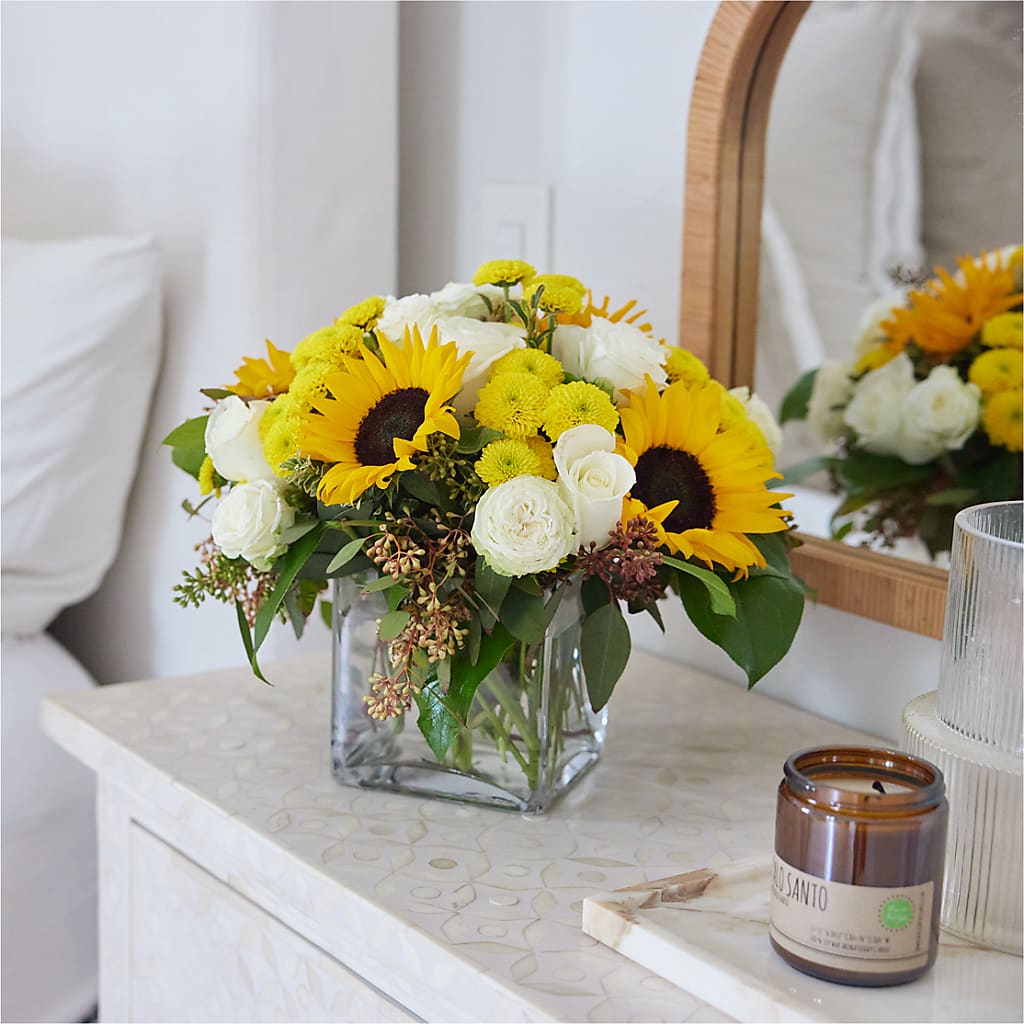 Luminous Morning Bouquet –  Genoveva Rodriguez Flower Shop, San Benito TX