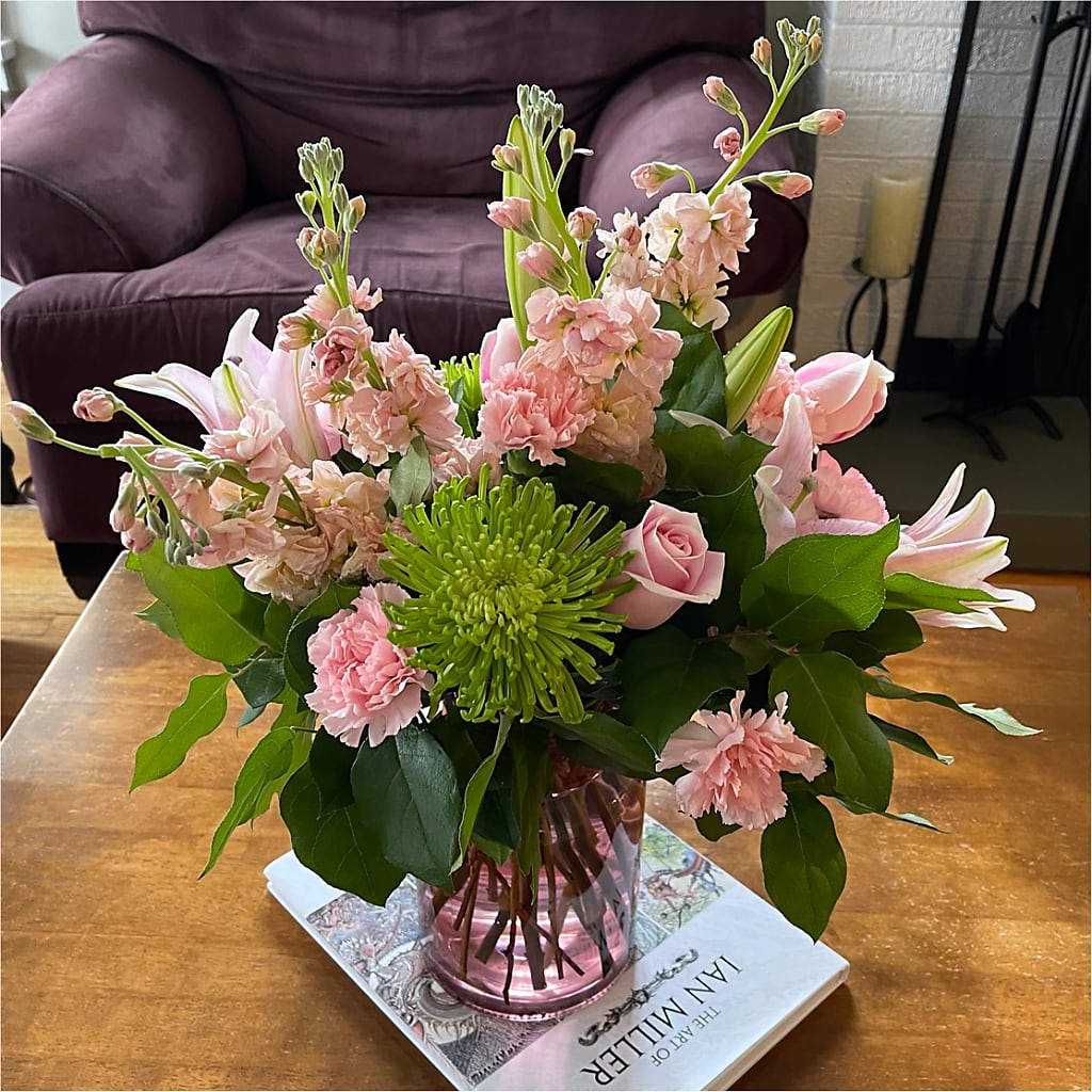Pretty in Pink Bouquet –  Genoveva Rodriguez Flower Shop, San Benito TX