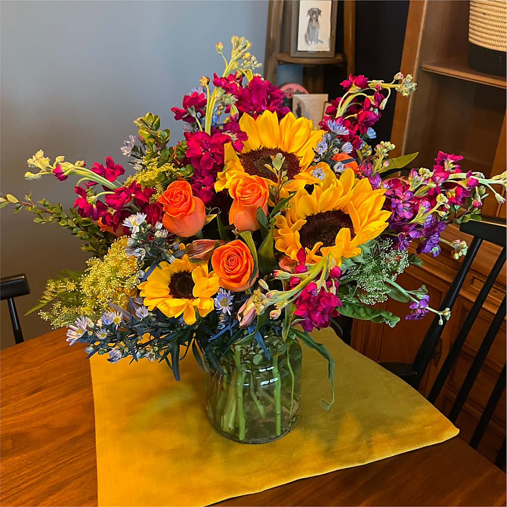 Rays of Life Bouquet –  Genoveva Rodriguez Flower Shop, San Benito TX