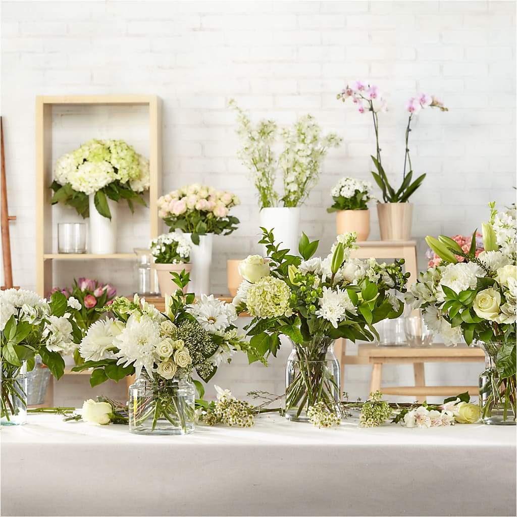 Classic Ivory – A Florist Original –  Genoveva Rodriguez Flower Shop, San Benito TX