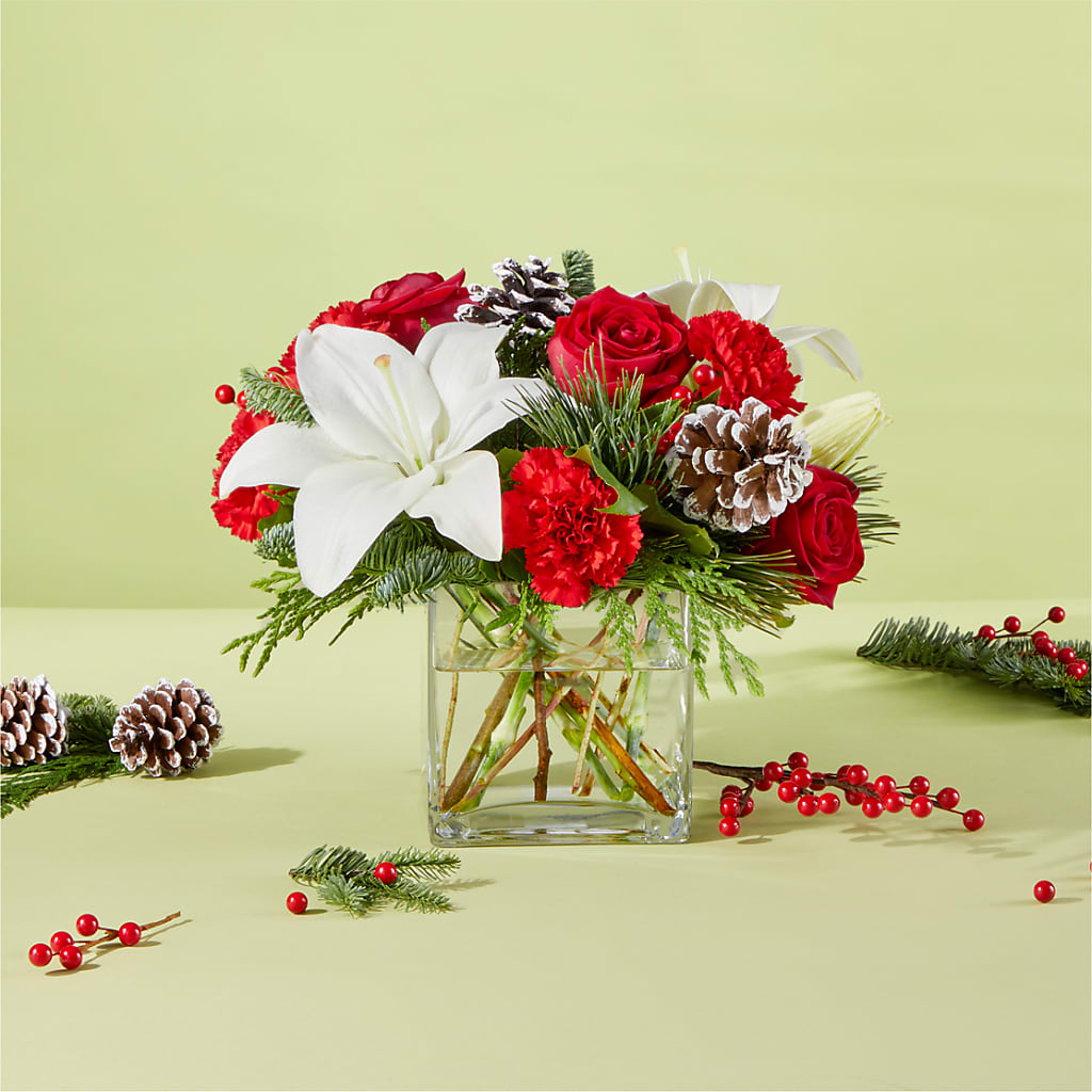Glistening Icicles Bouquet –  Genoveva Rodriguez Flower Shop, San Benito TX