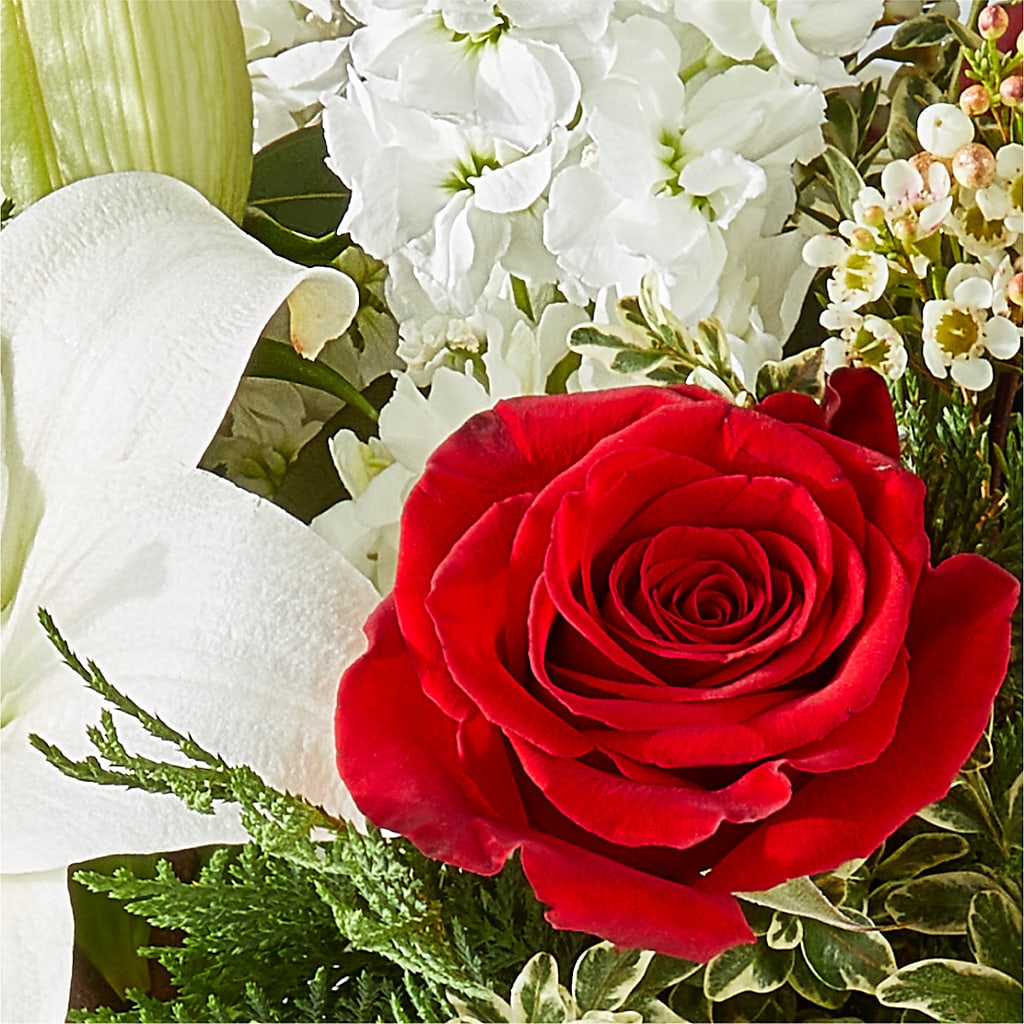 Twinkle Lights Bouquet –  Genoveva Rodriguez Flower Shop, San Benito TX