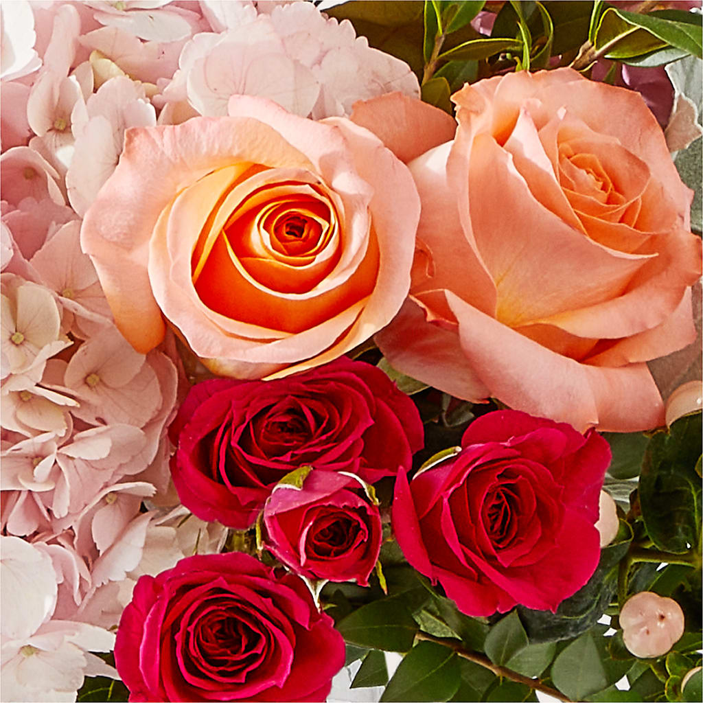 Glitz & Glam Bouquet –  Genoveva Rodriguez Flower Shop, San Benito TX