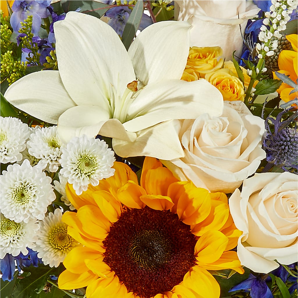 Wonderfully Sunny Bouquet –  Genoveva Rodriguez Flower Shop, San Benito TX