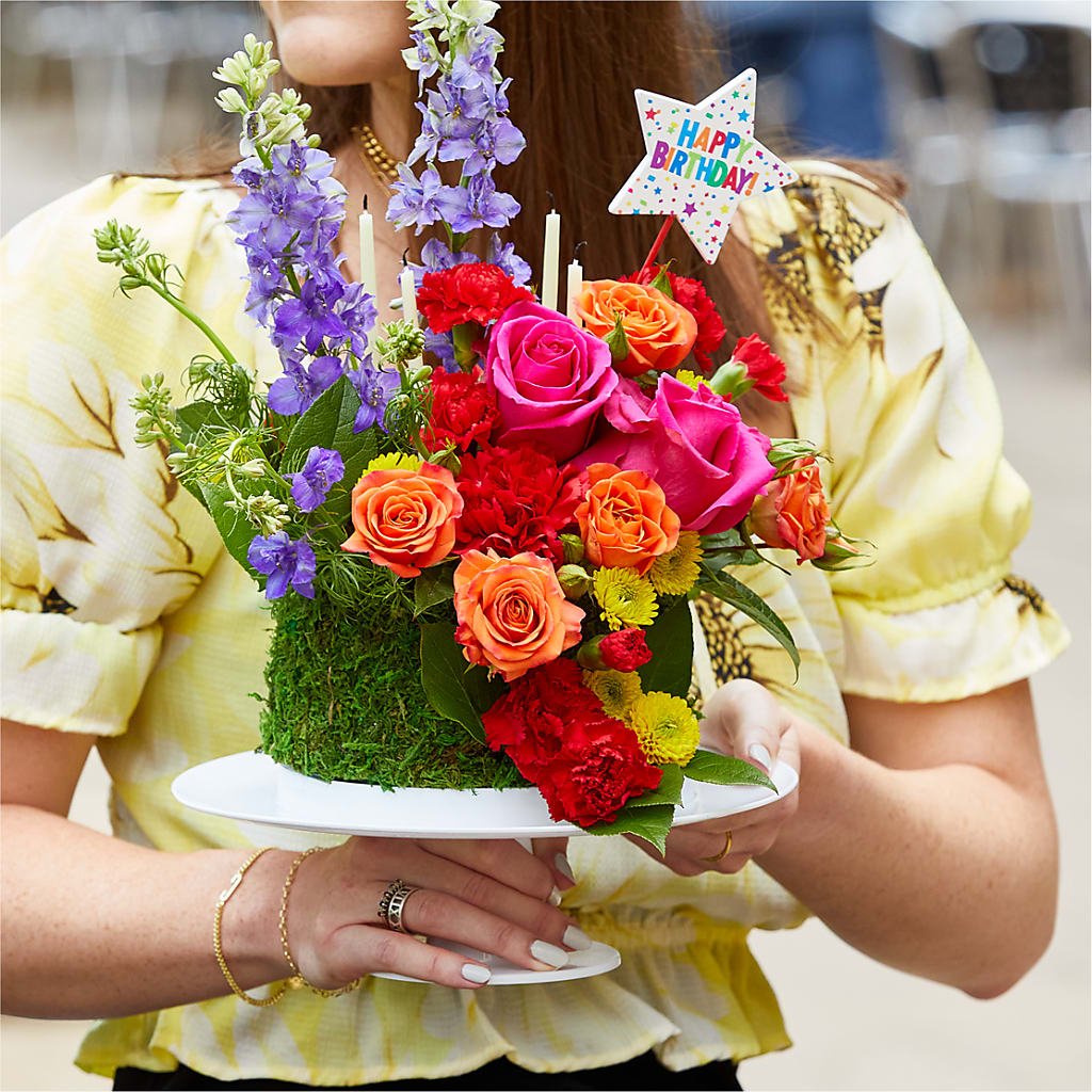 Best Year Yet Floral Cake –  Genoveva Rodriguez Flower Shop, San Benito TX