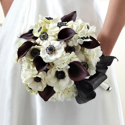 To Have and To Hold Bouquet –  Genoveva Rodriguez Flower Shop, San Benito TX